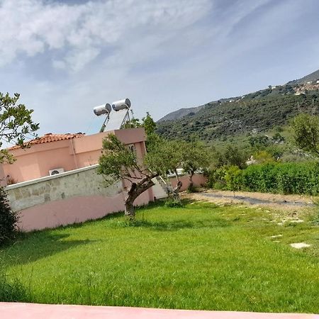 Georgioupoli Studio 2 With A Pool And Lake Views Kültér fotó