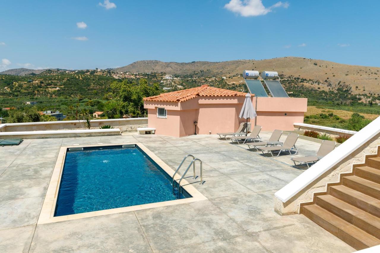 Georgioupoli Studio 2 With A Pool And Lake Views Kültér fotó