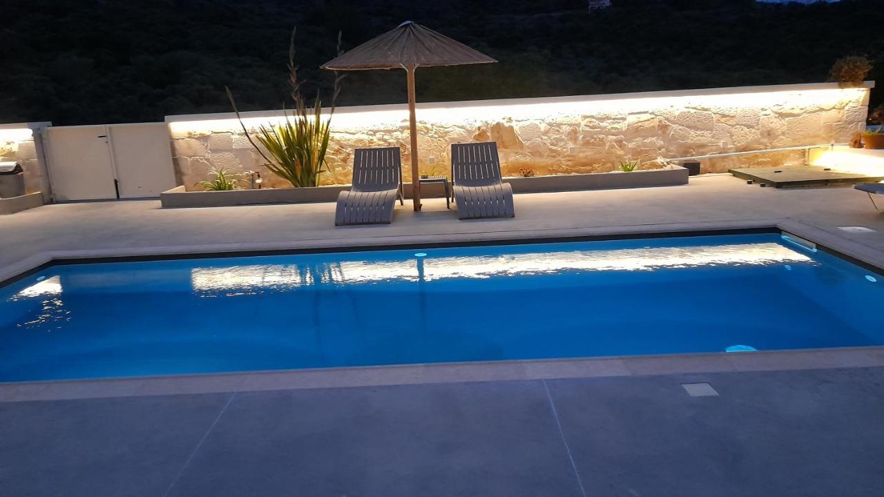 Georgioupoli Studio 2 With A Pool And Lake Views Kültér fotó